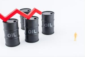 定了！国际原油大幅下跌，5月29日或将迎来三连跌！92号汽油价格  第2张