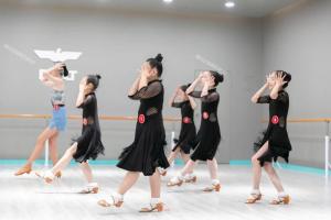 孩子学习舞蹈的时候什么才是最关键、最重要的呢？